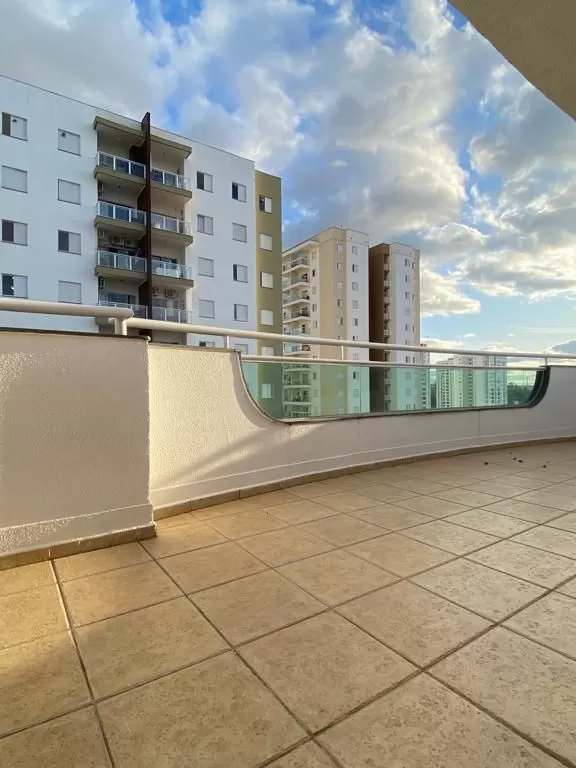 Apartamento Duplex na Cobertura no Edifício Tropical em Sorocaba/SP