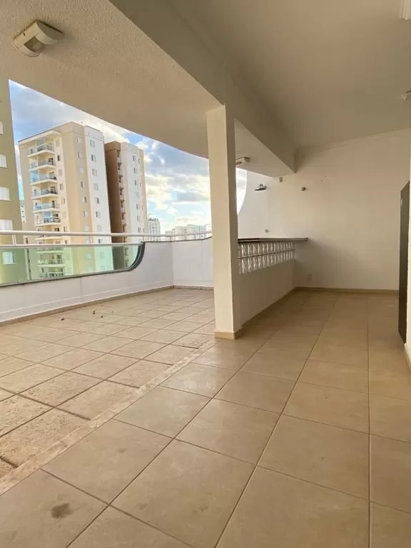 Apartamento Duplex na Cobertura no Edifício Tropical em Sorocaba/SP