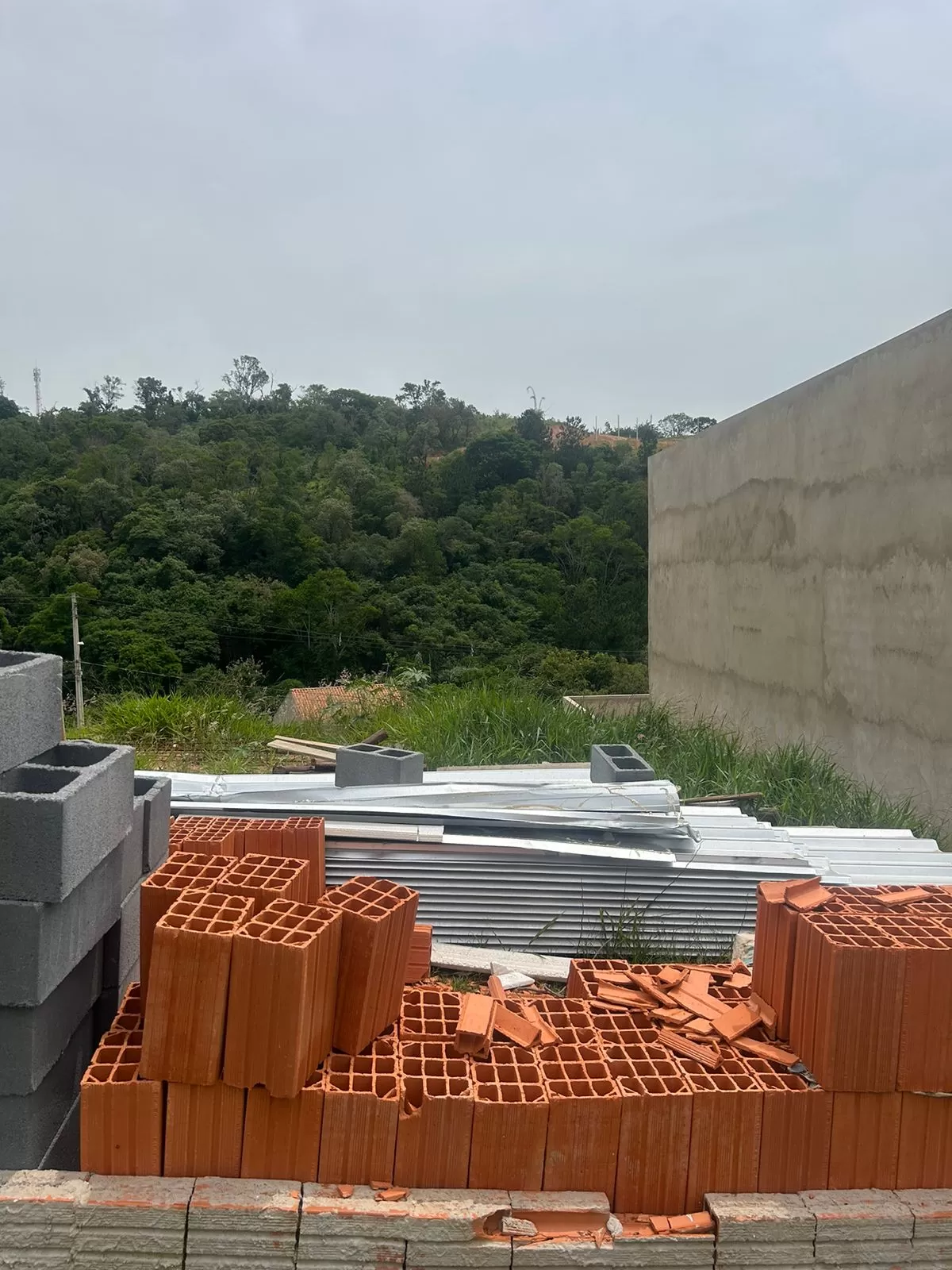 Terreno à Venda no Condominio Vale Azul l Votorantim/SP 