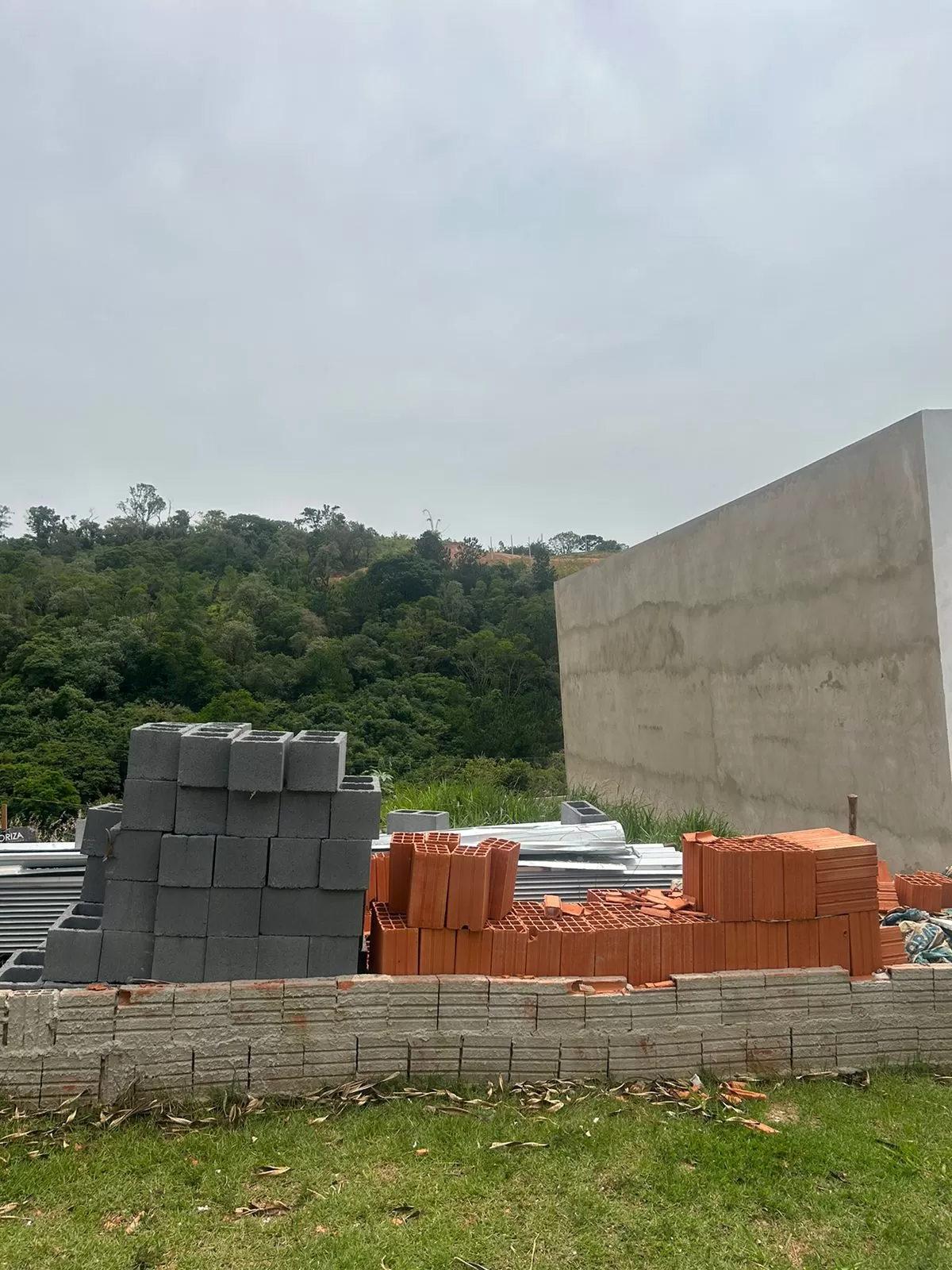 Terreno à Venda no Condominio Vale Azul l Votorantim/SP 