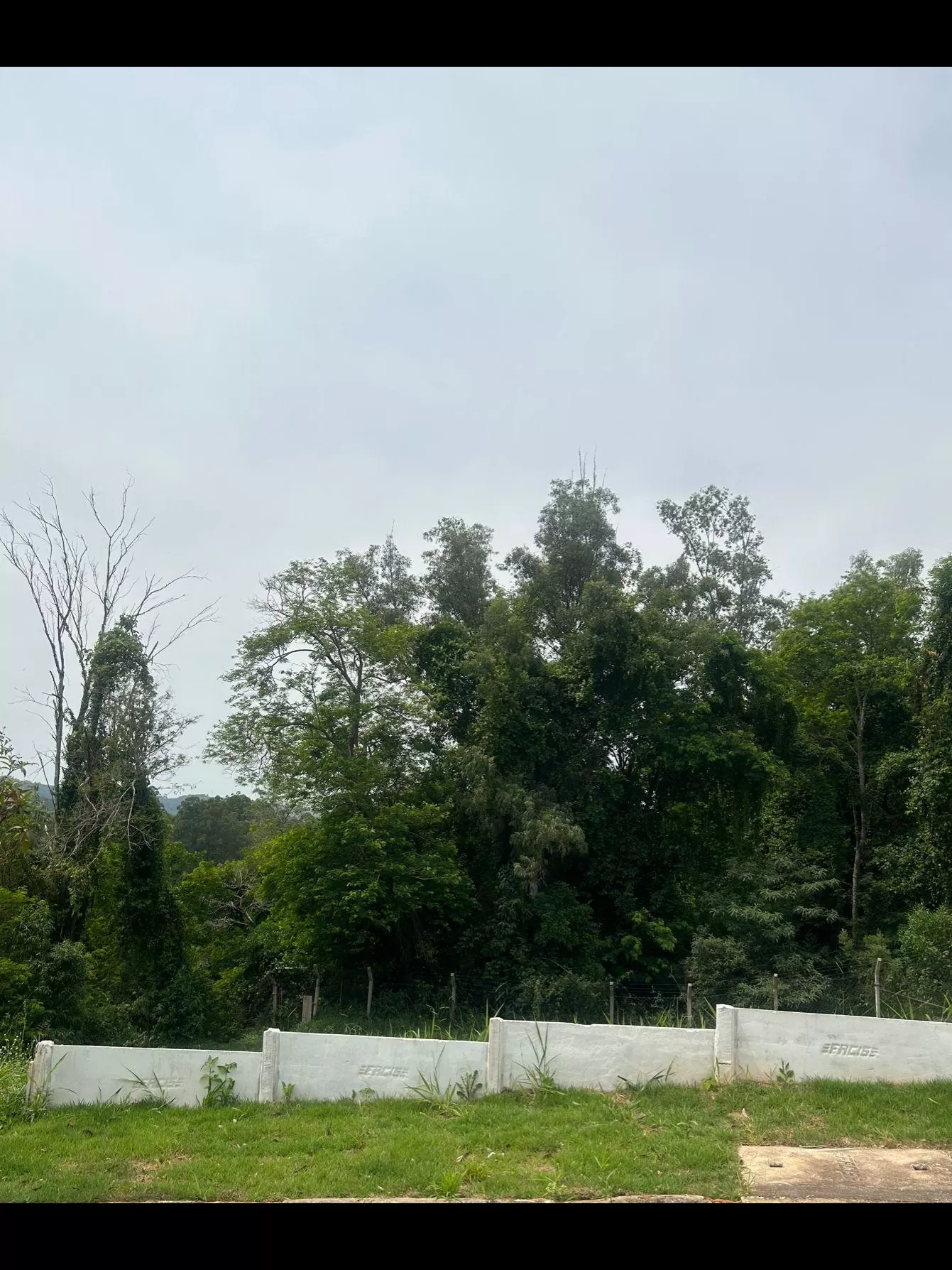 Terreno à Venda no Condominio Vale Azul / Votorantim - SP