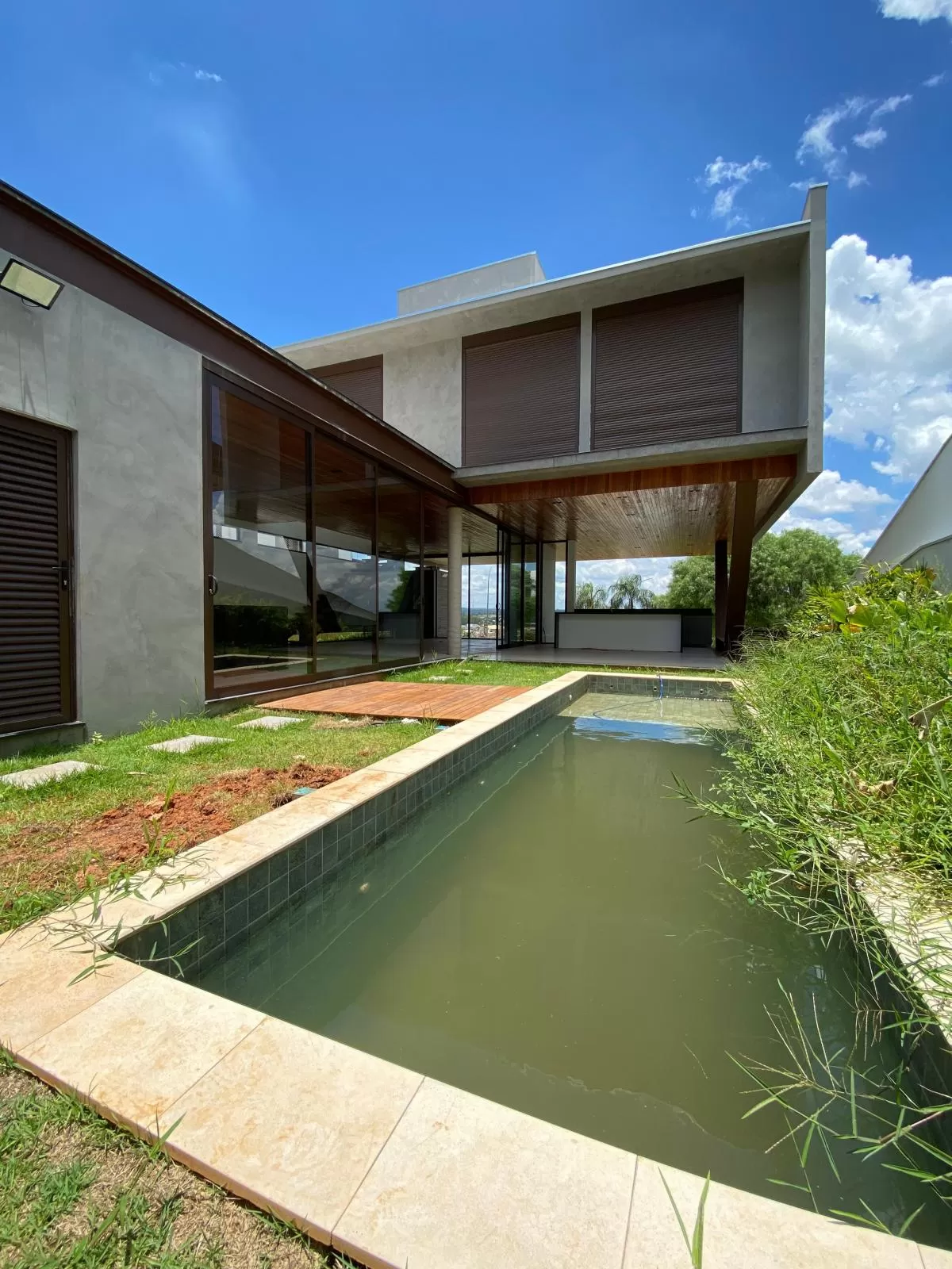 Linda Casa à Venda no Condominio Alphaville 3 em Votorantim/SP