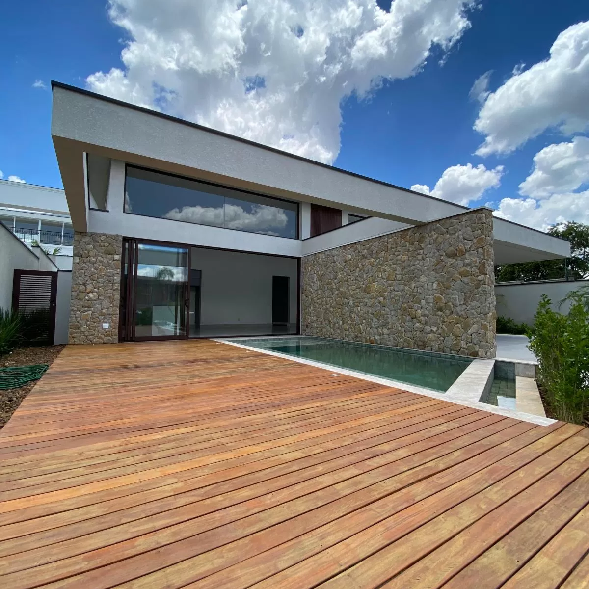 Maravilhosa Casa à Venda no Condominio Alphaville Nova Esplanada em Votorantim/SP