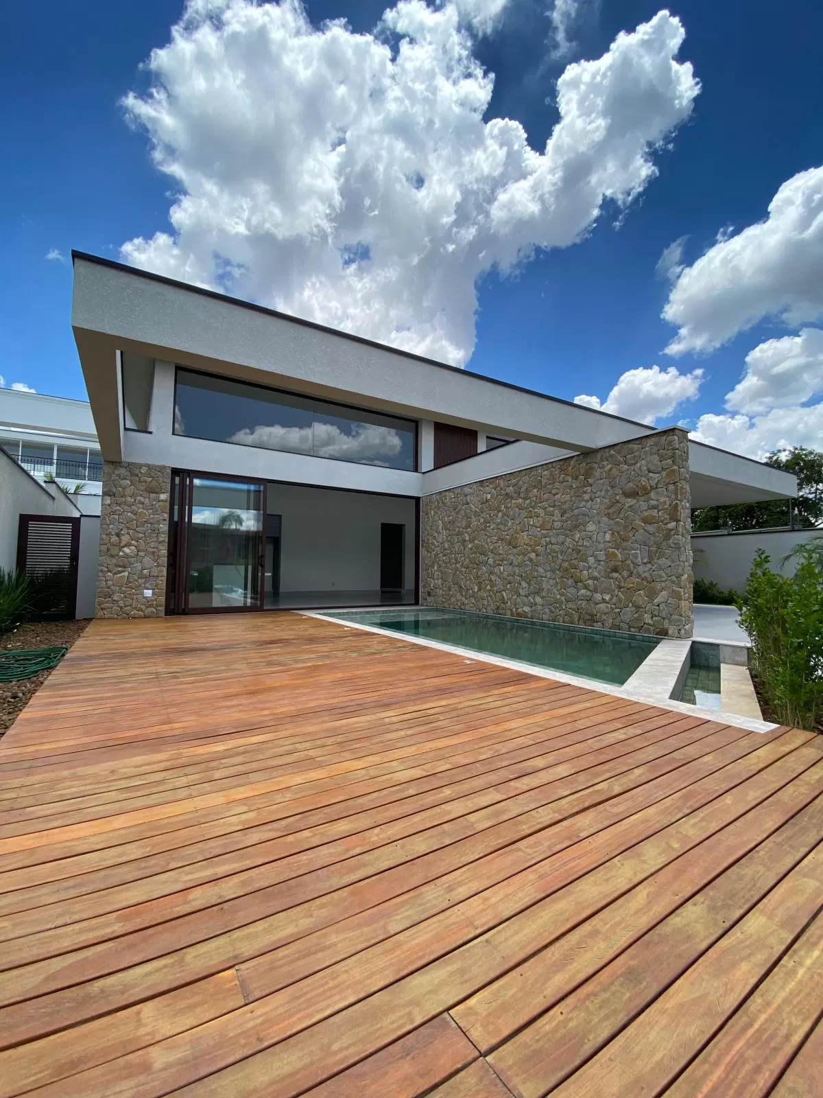 Maravilhosa Casa à Venda no Condominio Alphaville Nova Esplanada em Votorantim/SP