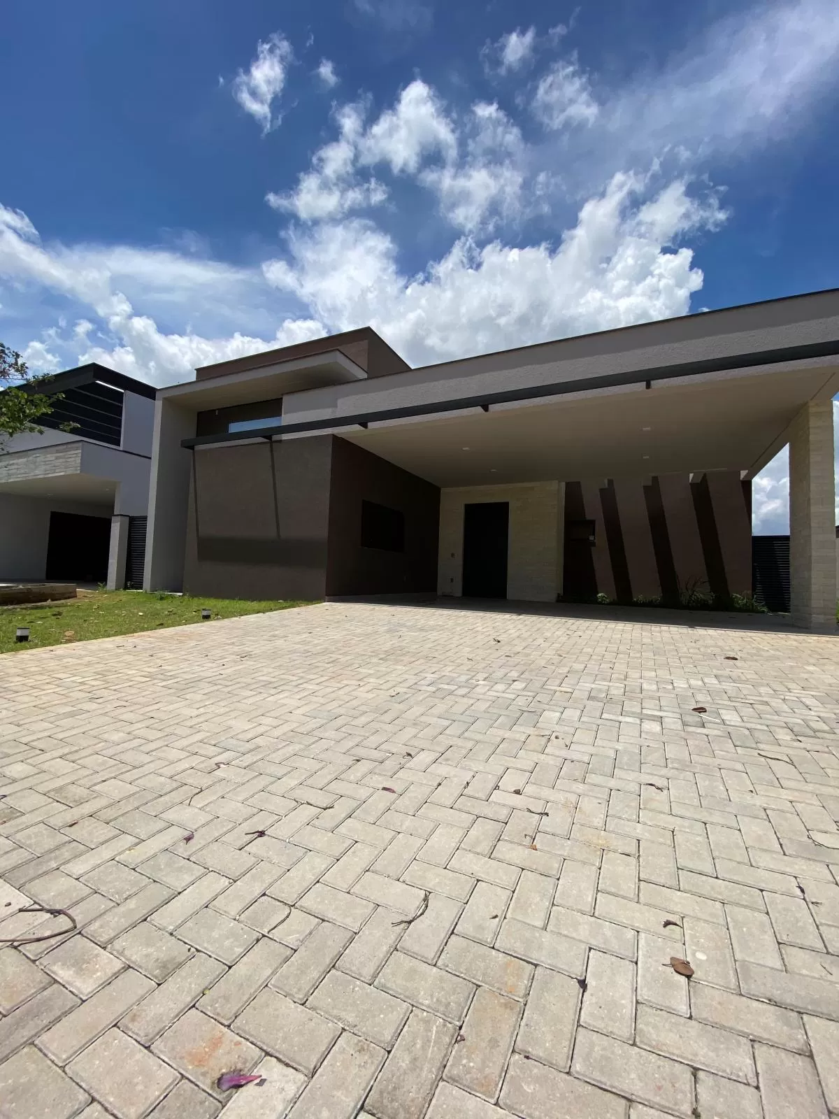 Maravilhosa Casa à Venda no Condominio Alphaville em Votorantim/SP