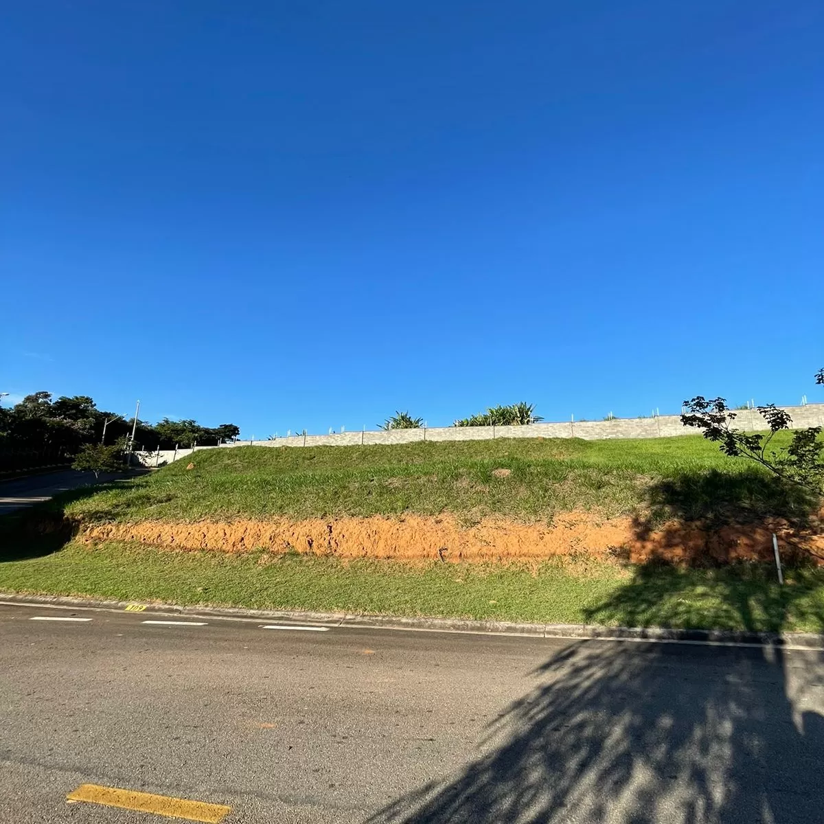 Terreno à Venda no Condominio Fazenda Jequitibá em Sorocaba/SP