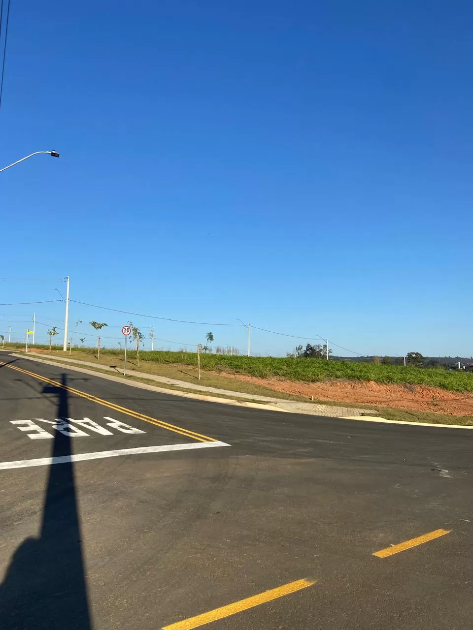 Terreno de Esquina à Venda no Condominio Terras Alpha em Votorantim/SP