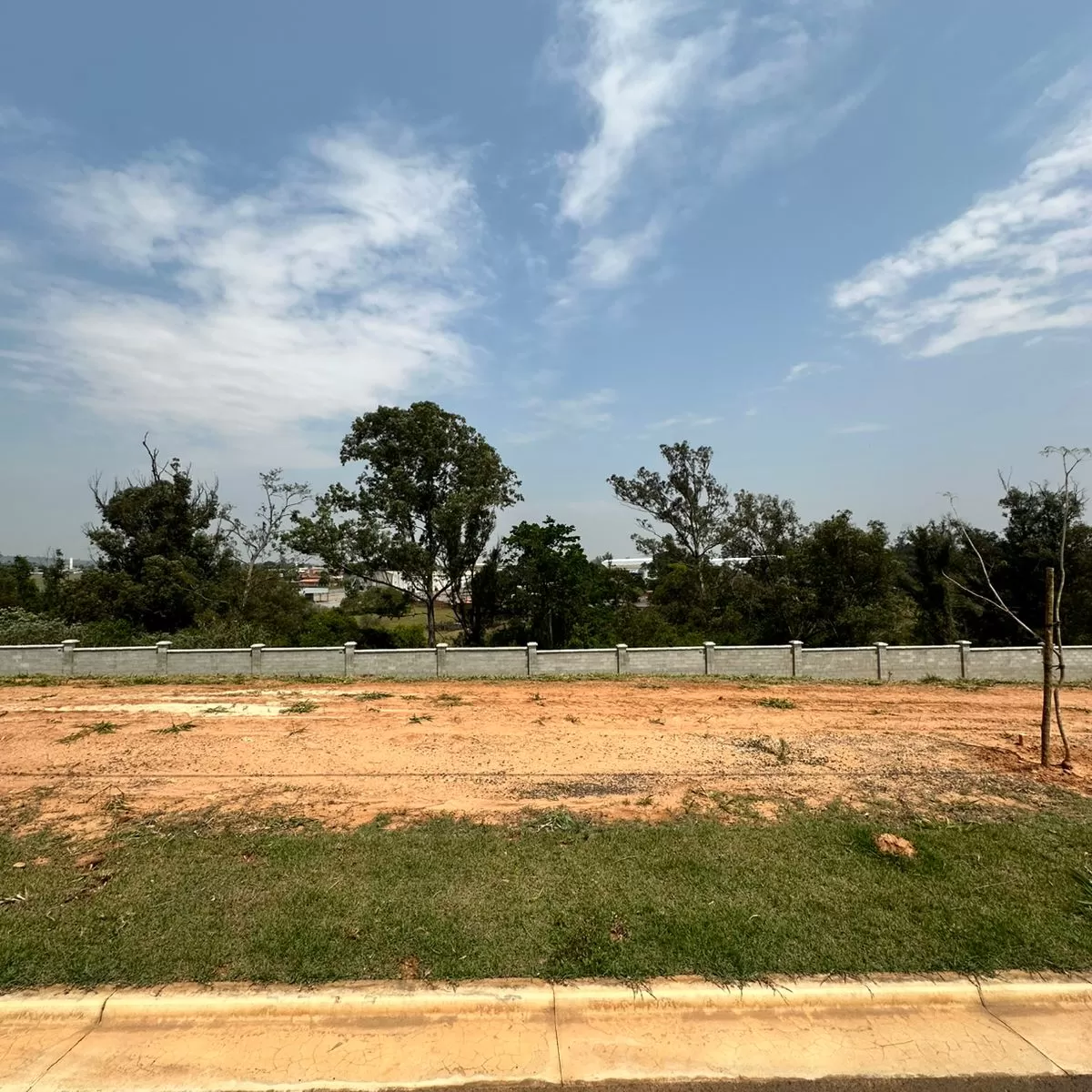 Terreno à Venda no Condominio Terras Alpha em Votorantim/São Paulo