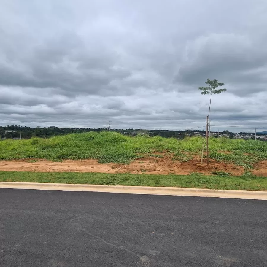 Terreno à Venda no Condomínio Terras Alpha - Votorantim.