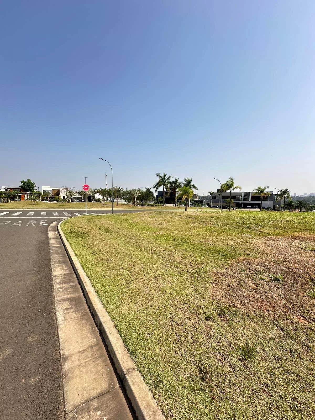 Terreno à Venda no Condominio Alphaville Nova Esplanada em Votorantim/SP