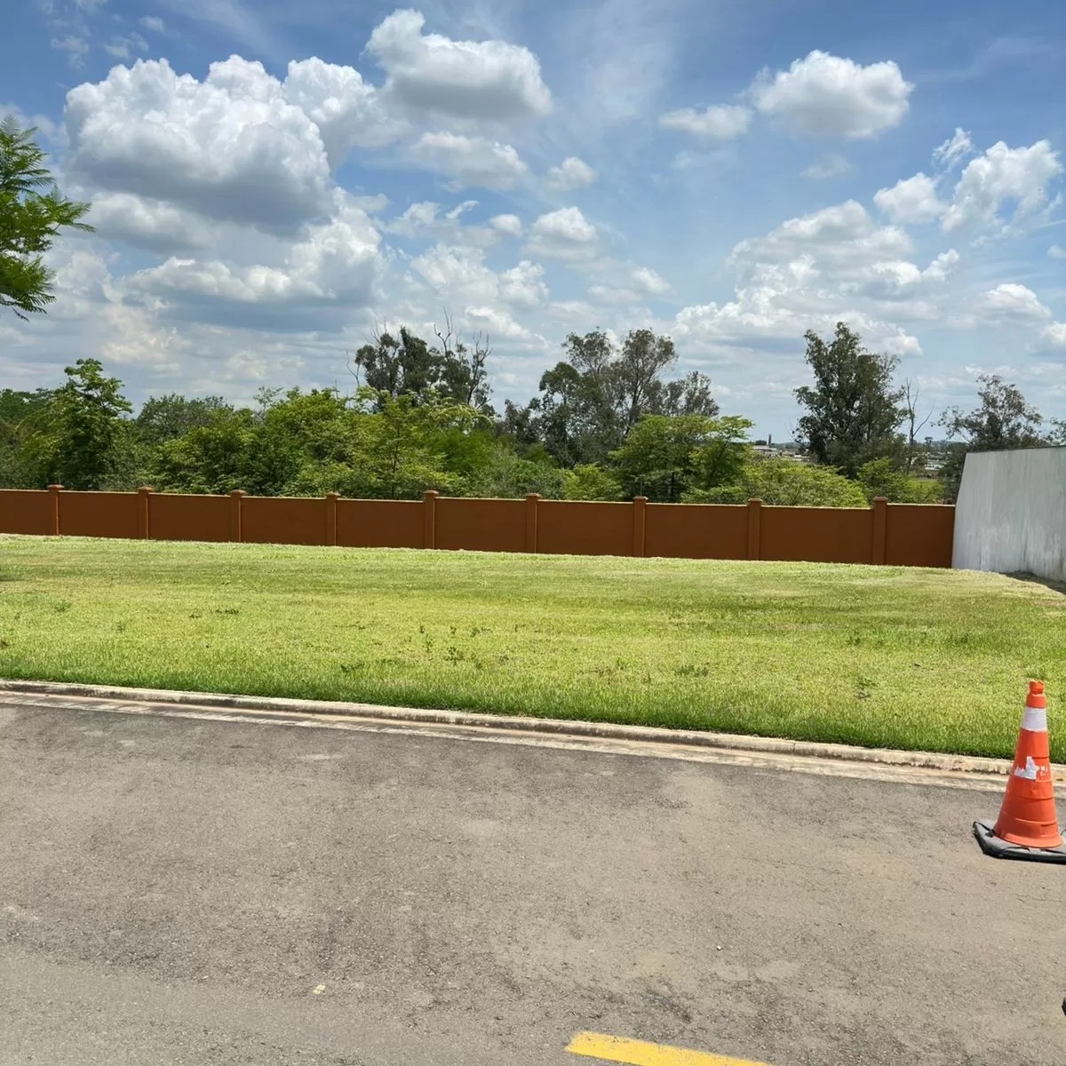 Terreno à Venda no Condominio Alphaville Nova Esplanada em Votorantim/SP