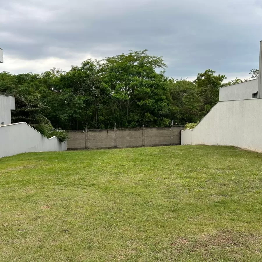 Terreno à Venda no Condominio Alphaville Nova Esplanada em Votorantim/SP