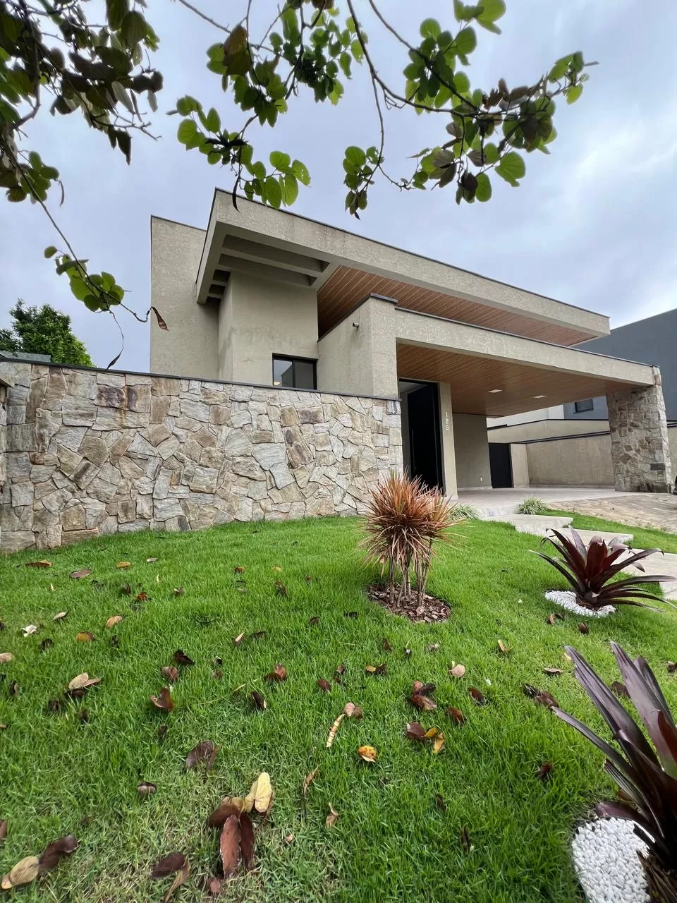 Casa Térrea à Venda no Condomínio Alphaville Nova Esplanada - Votorantim/SP