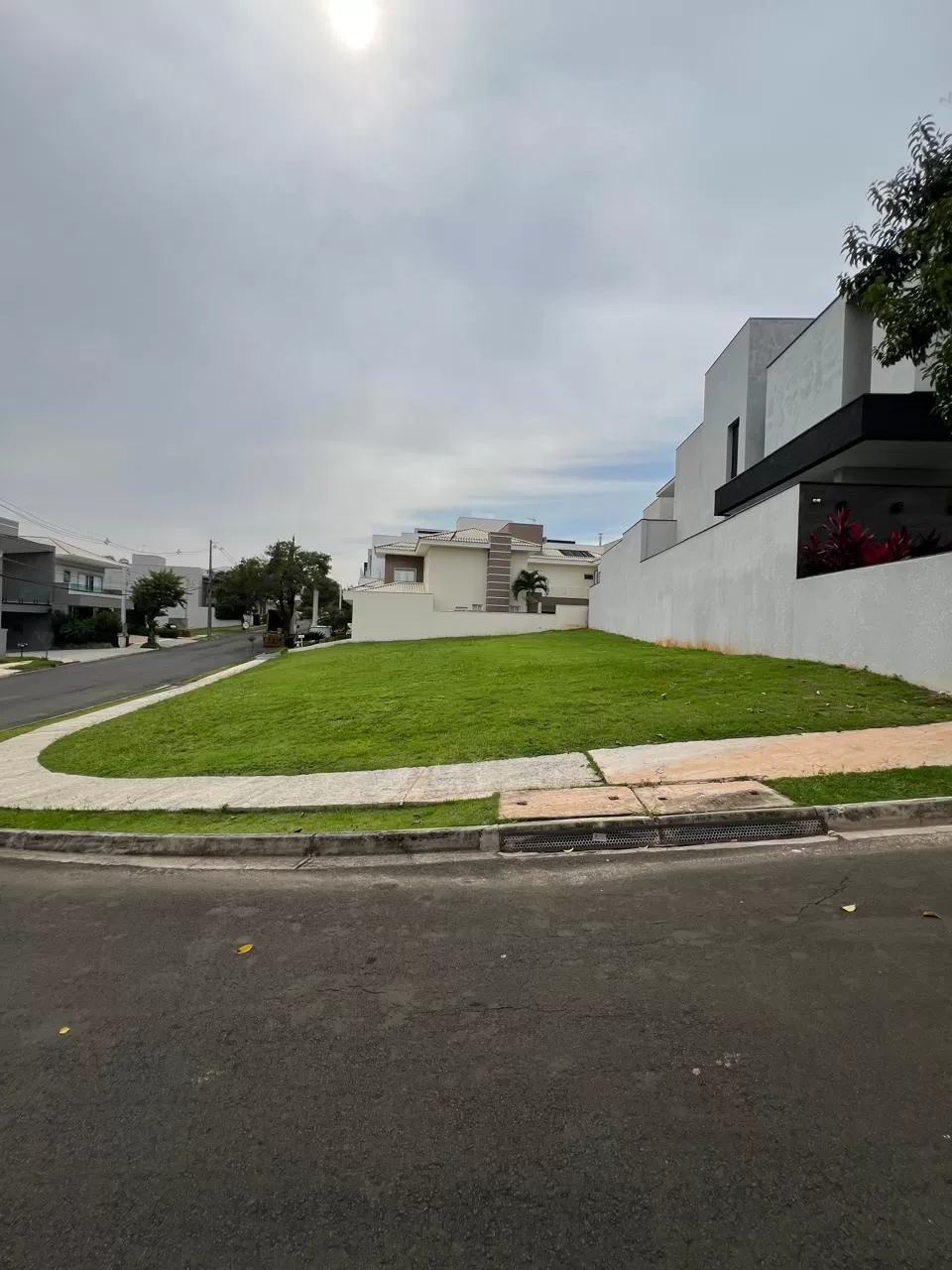 Terreno de Esquina no Condomínio Sunset em Sorocaba/SP - Ótima Topografia 