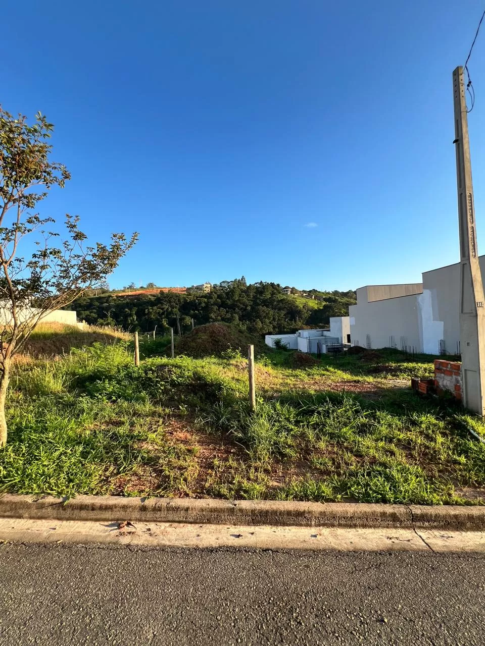 Terreno à venda no Condomínio Vale Azul em Votorantim/SP