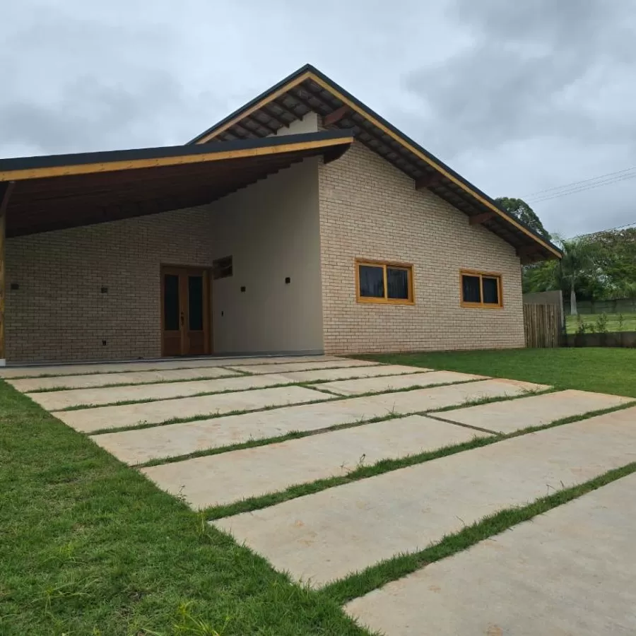 Casa à Venda no Condomínio Villagio da Serra em Araçoiaba da Serra/SP